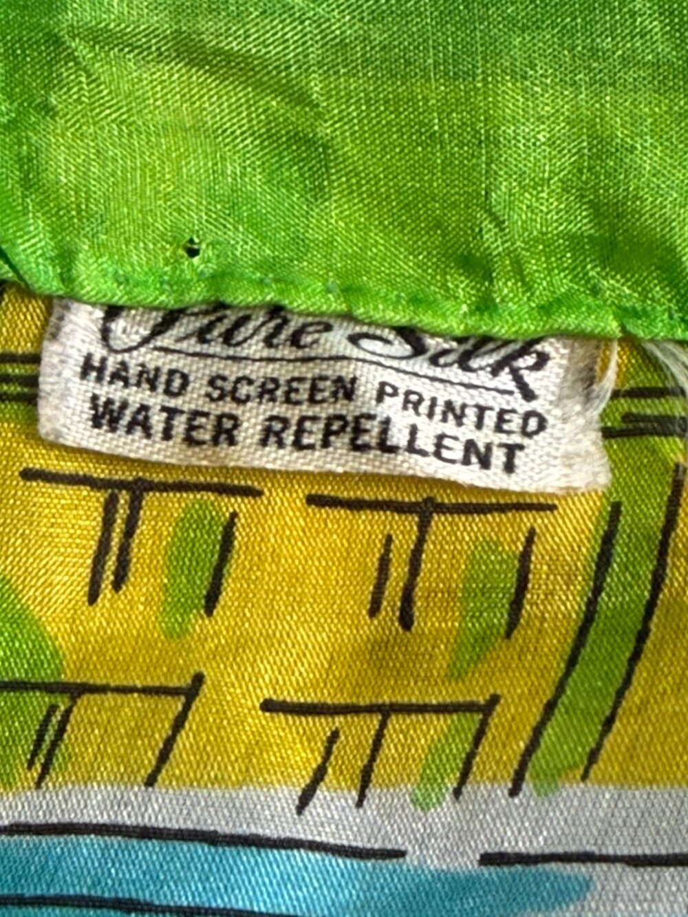 Vintage 1950s New York City Pure Silk Hand Screen Printed Souvenir Scarf - Picture 8 of 11
